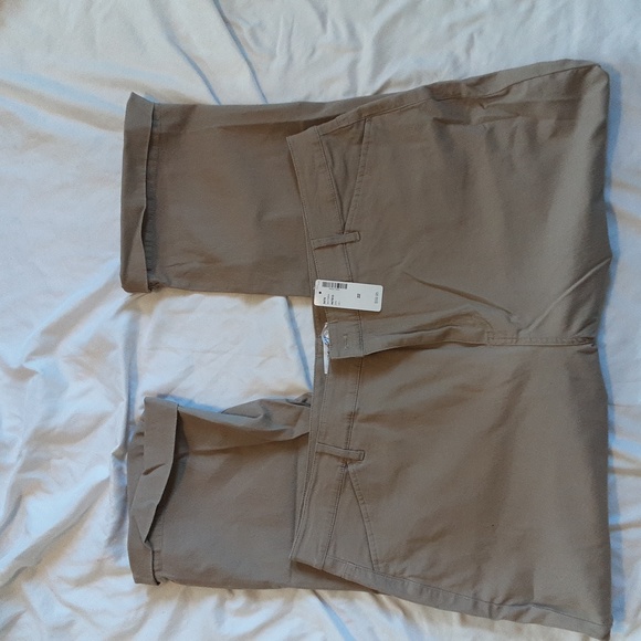 Penningtons Crop Length Pants, Beige, size 22, NWT - Picture 1 of 6